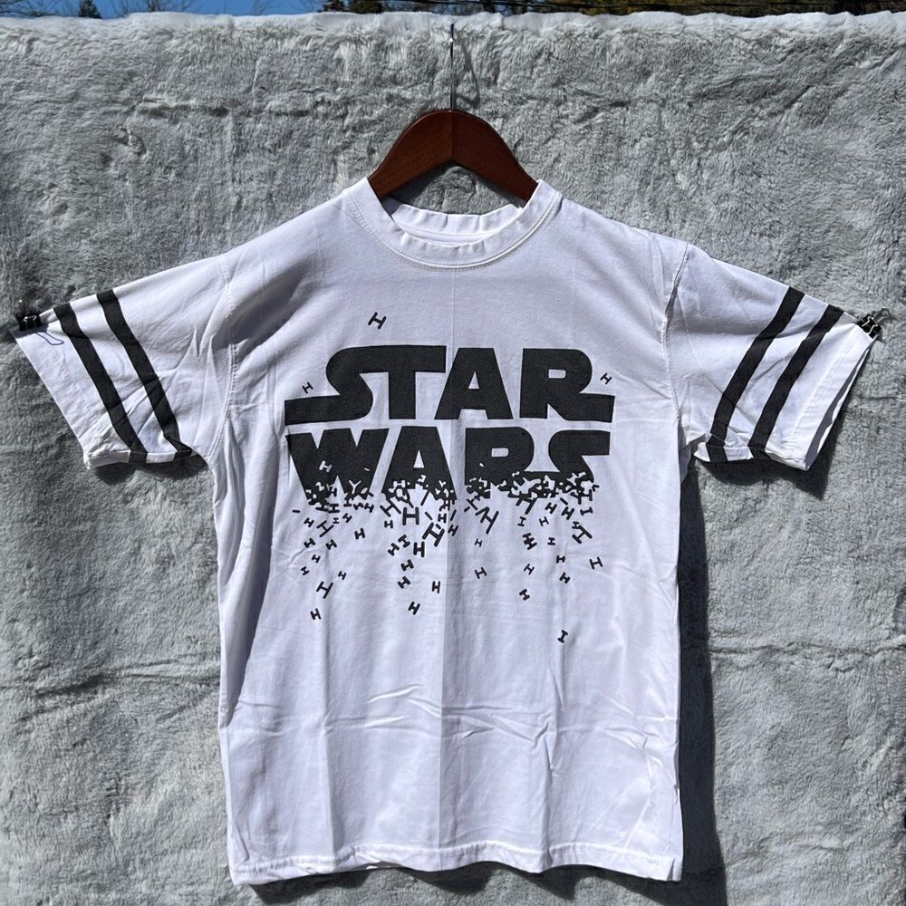 EUC Star Wars T Shirt Size Small